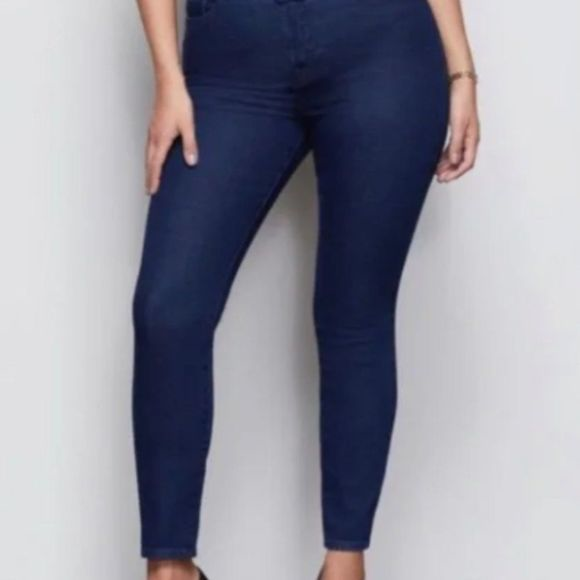 Good American Good Curve 70's Icon Crop‎ Skinny Jeans - Picture 1 of 4